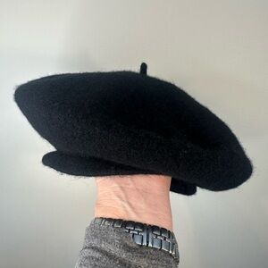 Vintage Wool Beret Black Classic French Style Solid Color Hat Womens Beanie